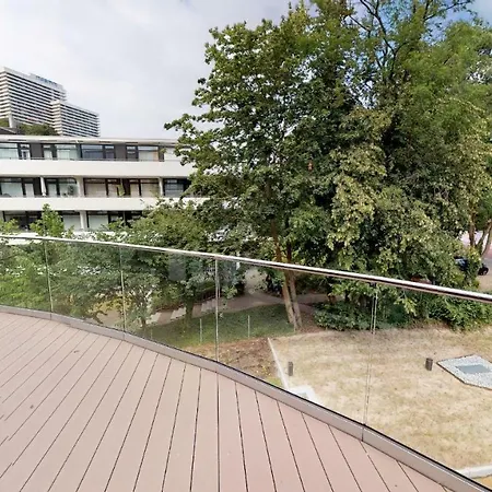 Apartment White Pearl 2.16 *